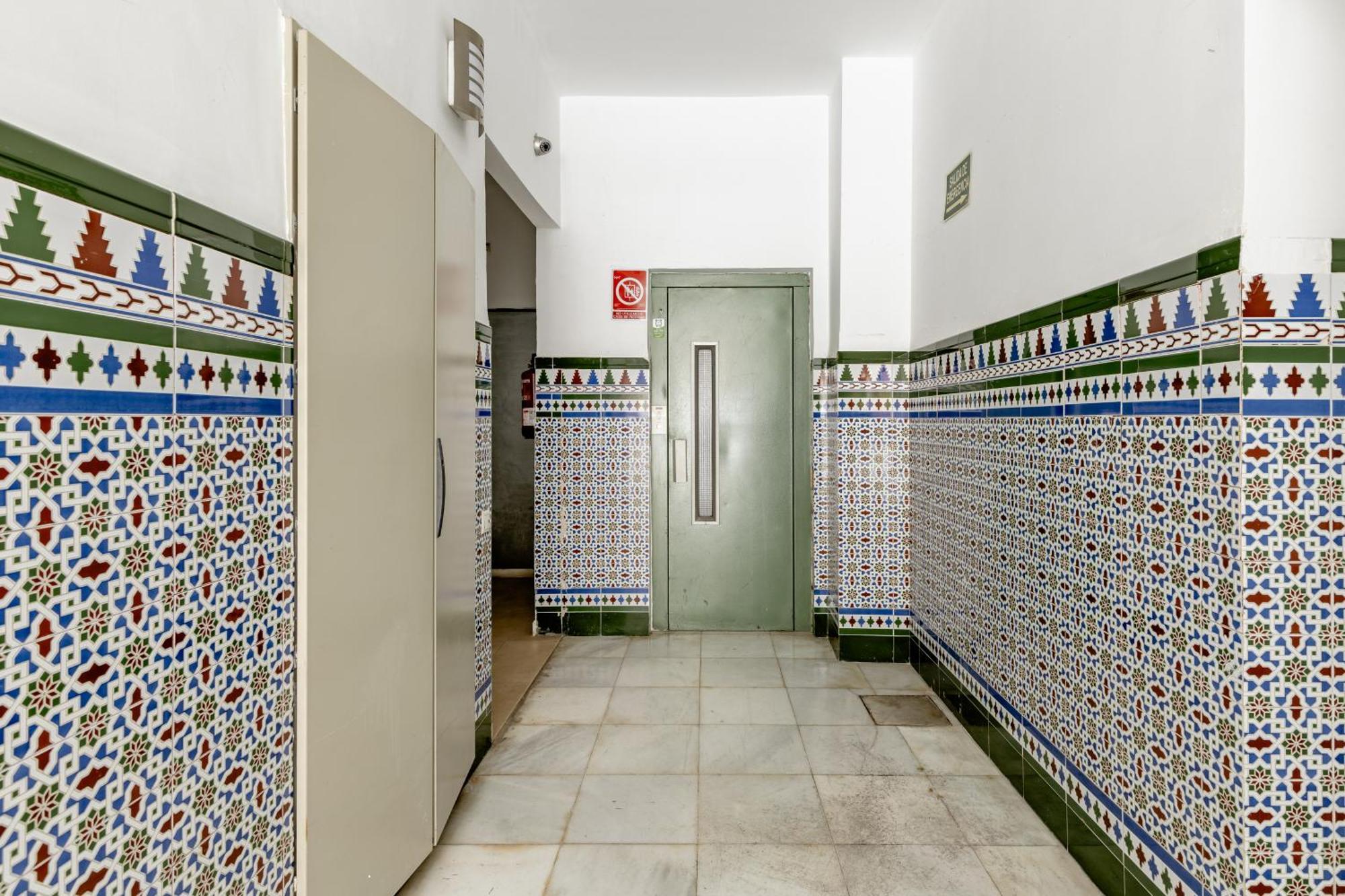 Atarazanas Suite, Atico Con Terraza Málaga Kültér fotó